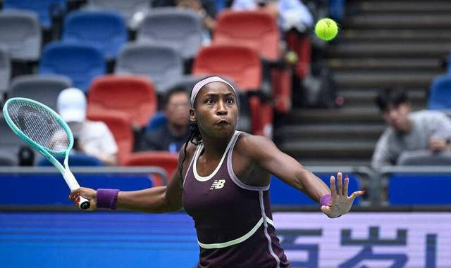 高芙复出首秀出彩,明尼苏达森林狼主场险胜广州队,豪取8连胜(明尼苏达足球俱乐部) 高芙复出首秀出彩,明尼苏达森林狼主场险胜广州队,豪取8连胜(明尼苏达足球俱乐部)