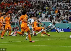 包含又见绝平！那不勒斯与多特蒙德鏖战至终场，李盈莹读秒救主的词条